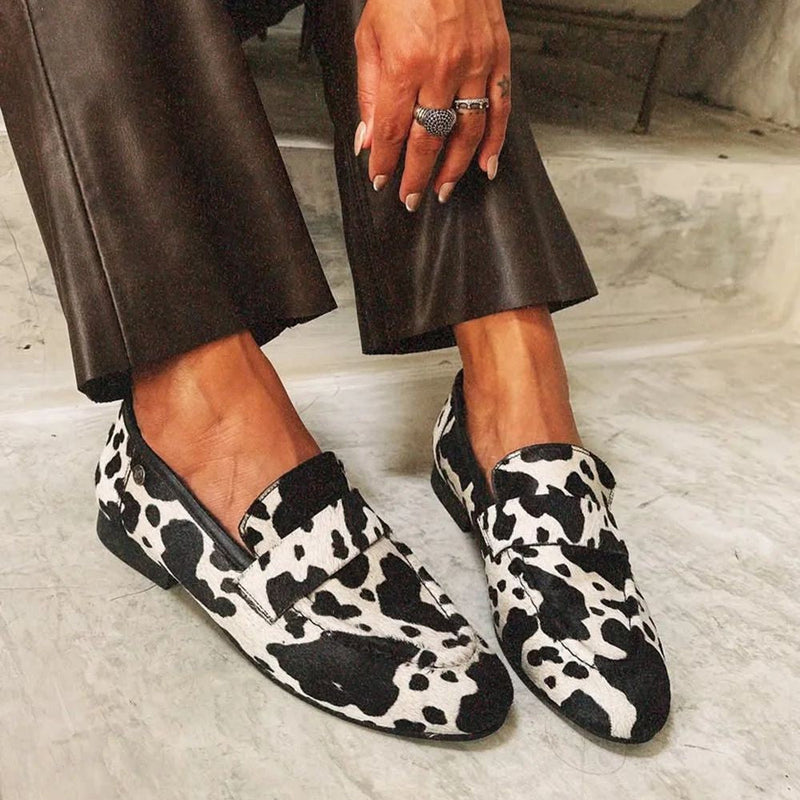 Sabina™ | Bold Graphic Monochrome Loafers